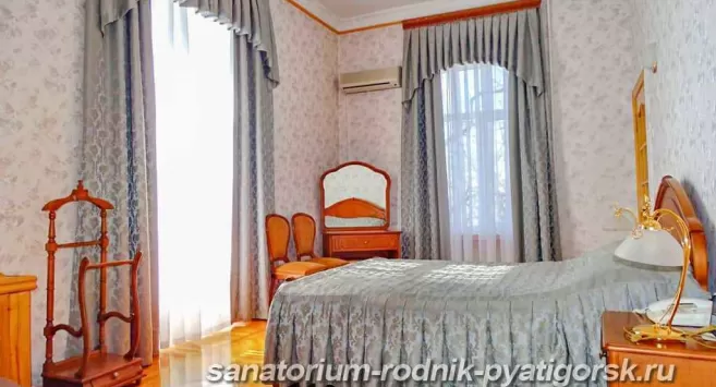 Санаторий Родник Пятигорск. Корпус В. 2 местный 2 комнатный люкс